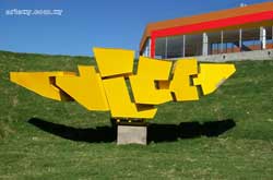 Nave Montoya >  Gonzalo Ram&iacute;rez 